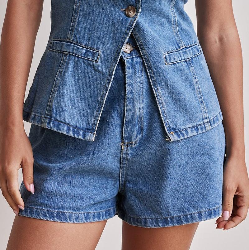 Fashionable sleeveless waist cinched high waisted loose denim shorts set